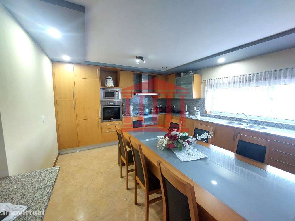 MORADIA V4 SEMINOVA-12