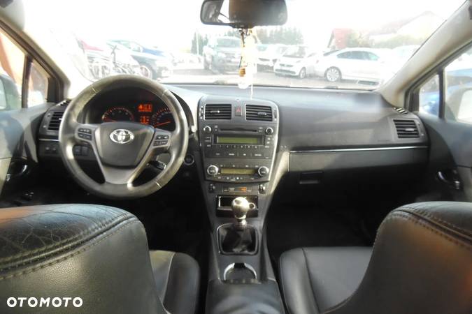 Toyota Avensis 2.0 D-4D Sol - 6