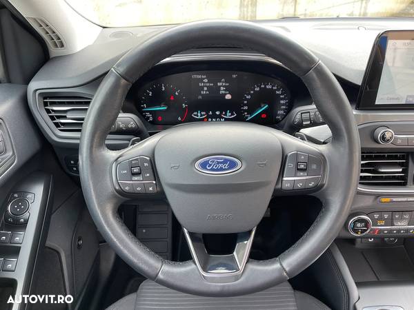 Ford Focus 1.5 EcoBlue Start-Stopp-System Aut. TITANIUM DESIGN - 14