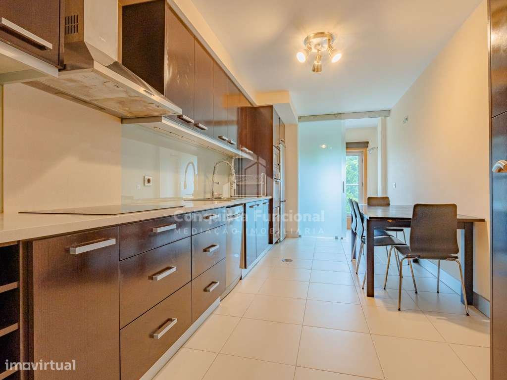 Duplex T2+1 nas Devesas | Totalmente equipado, mobilado e pronto a ...-9