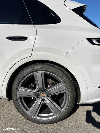 Porsche Cayenne - 11