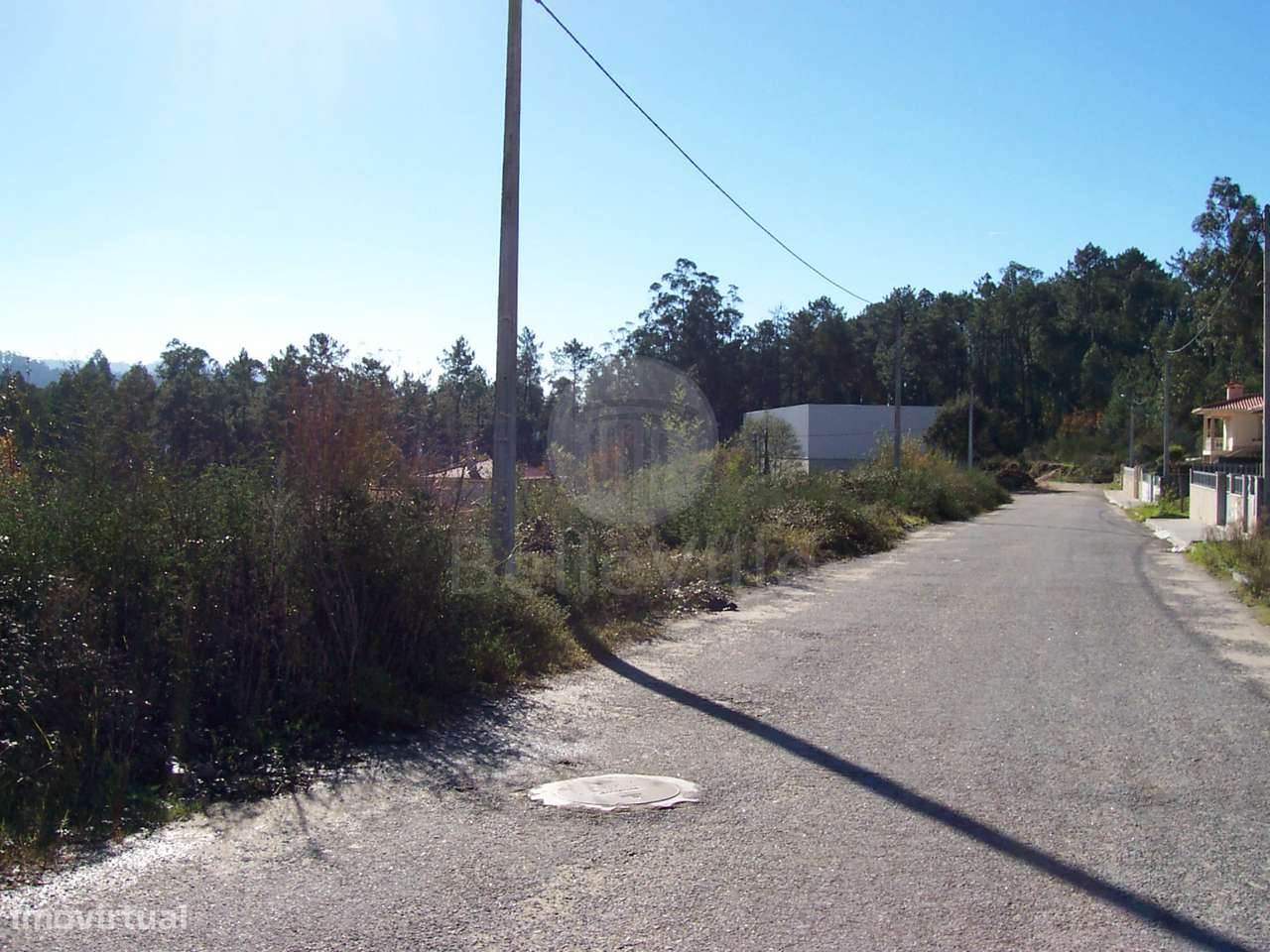 Lotes em Banda, de Gaveto e Individuais em excelente local - Grande imagem: 3/7