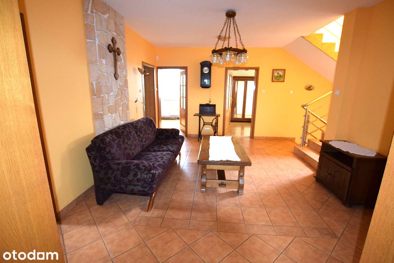 Dom wolnostojący może być dwu rodzinny  w Ługwałdzie gm. Dywity-6