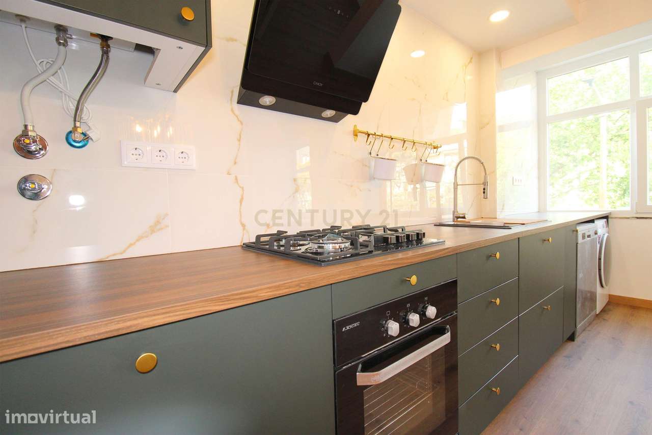 Apartamento T2 totalmente remodelado.-3