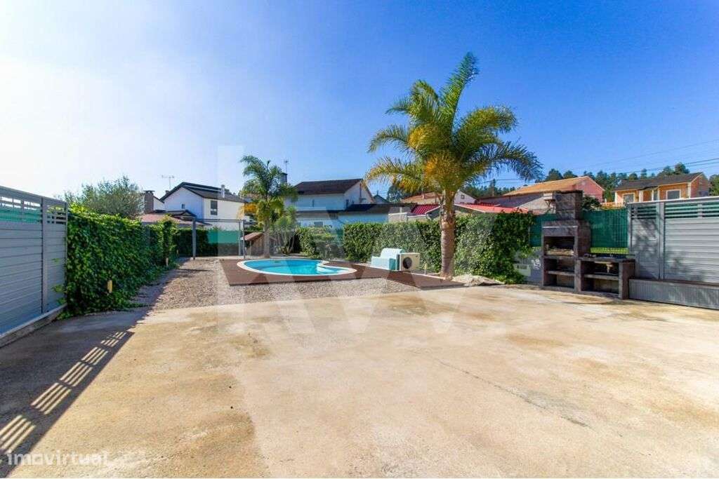 Moradia T3 com garagem e piscina no Louriçal | 614m2 | Habitação Própr - Grande imagem: 4/36