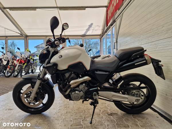 Yamaha MT - 20