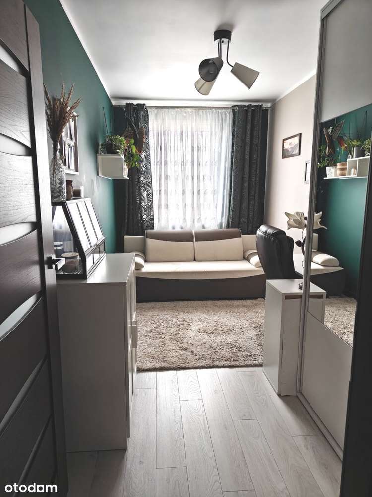 Miejsce Postojowe Gratis! 3 pokoje, balkon-8