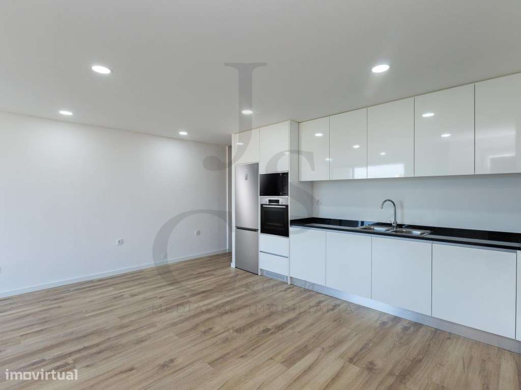 Moradia T4+T2 R/C Independente Gondomar - Possibilidade Permuta-15