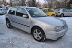 Volkswagen Golf - 4