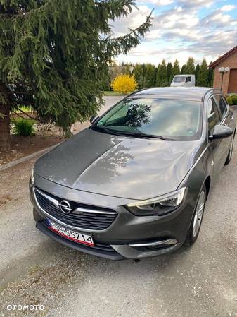 Opel Insignia - 1