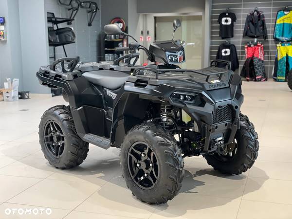 Polaris Sportsman - 1