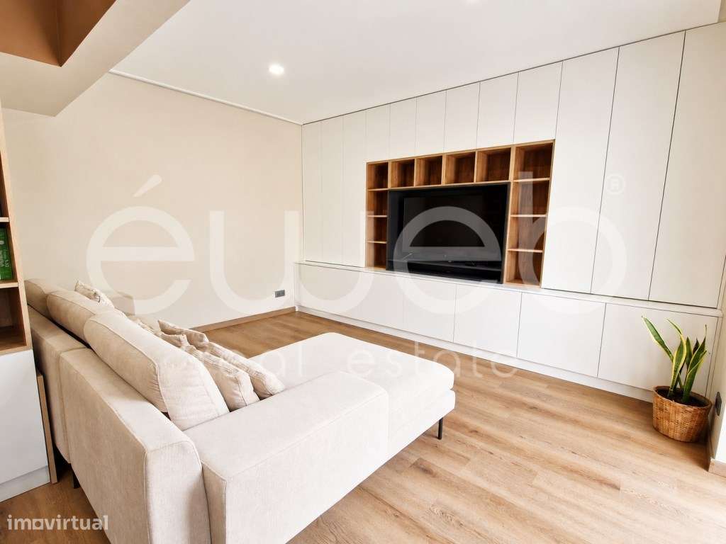 Apartamento T3 Totalmente Remodelado , Algodeia, Setúbal-6