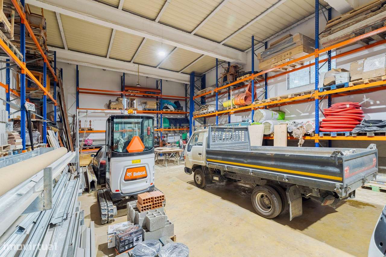 Armazém com 288m² | Pé-direito de 7m | Quinta Gonçalo José – Setúbal - Grande imagem: 5/21