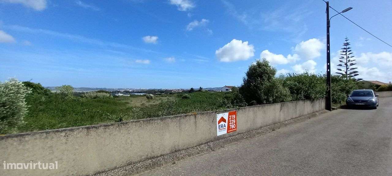 Vende-se TERRENO em São João das Lampas - Grande imagem: 2/7