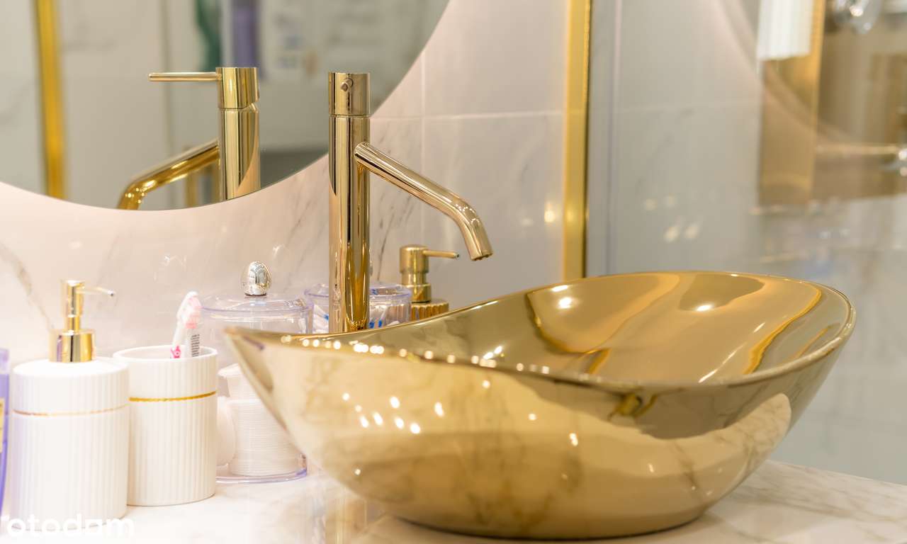 Apartament w Wilanowie z 2 balkonami i wysokim standardzie wykończenia-8