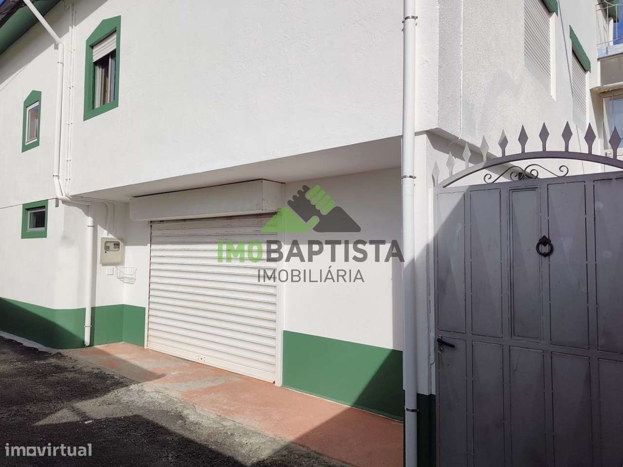 Moradia Bifamiliar em Sanguedo-1