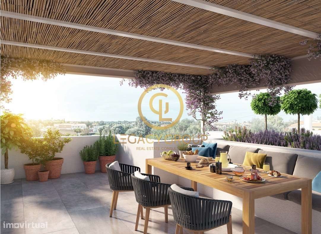 Moradias T2 de Luxo com Piscina e Jardim Privados no Coração de Alm...-11