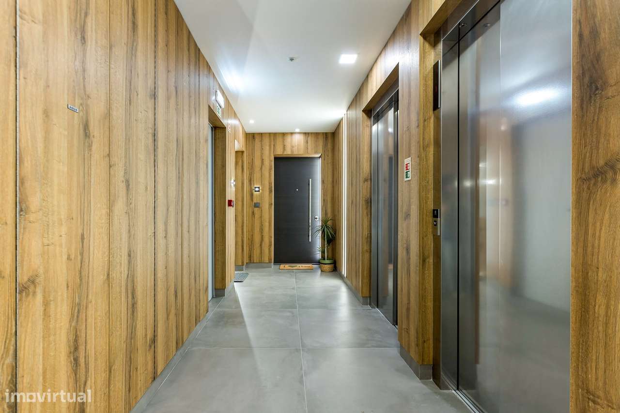 T3 Famões | Varandas | Piscina | Garagem-23
