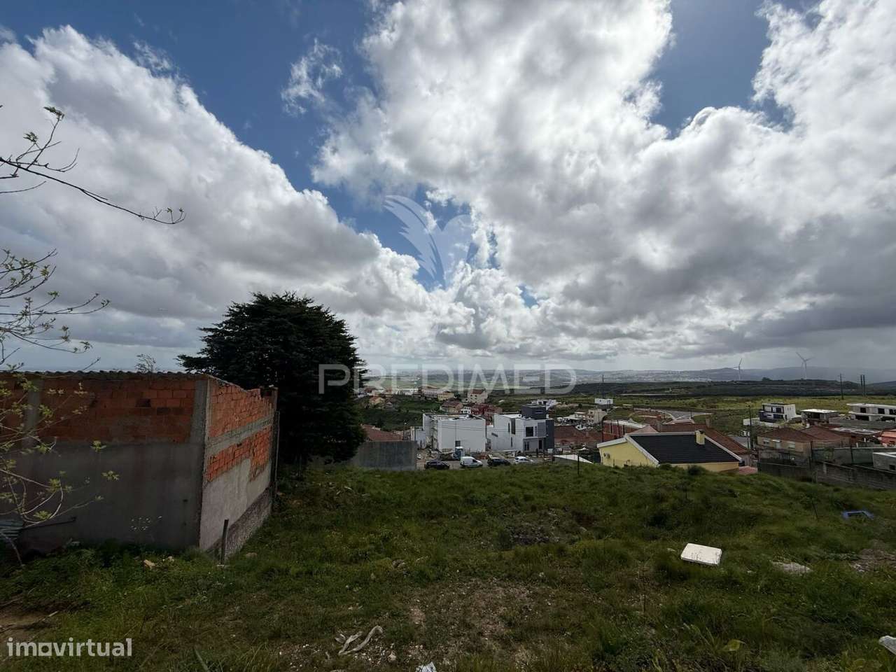 Terreno p/ construção com 418m2 - Grande imagem: 3/8