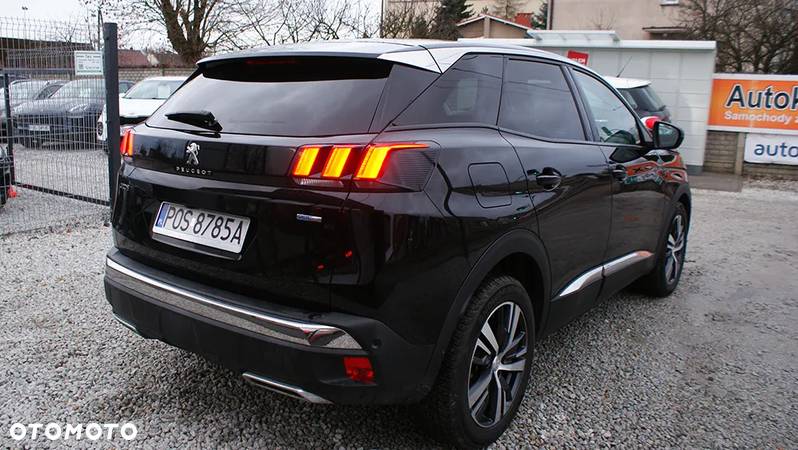 Peugeot 3008 1.2 PureTech Active S&S EAT8 - 8