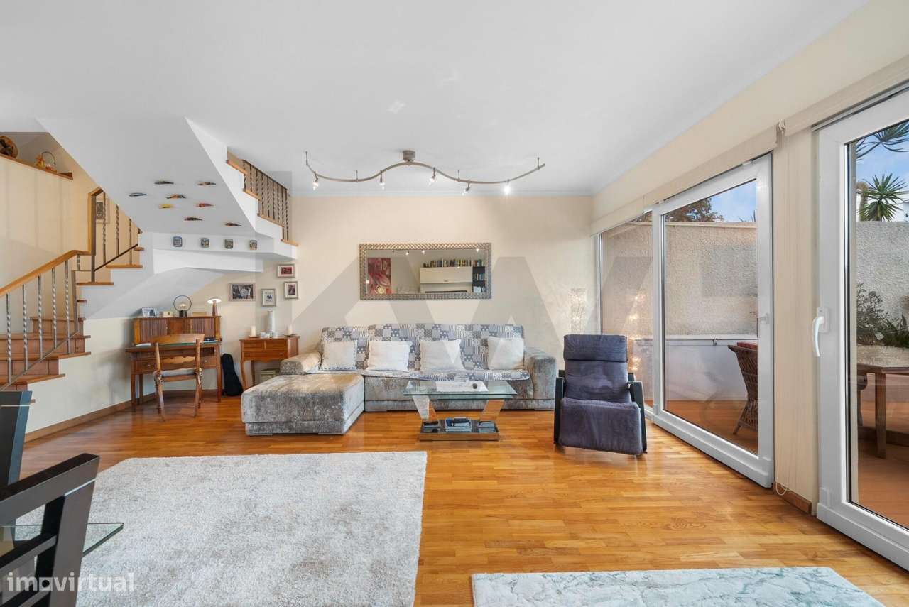 Moradia T2+1 com Vista Mar | Condomínio Privado na Atalaia - Grande imagem: 4/45