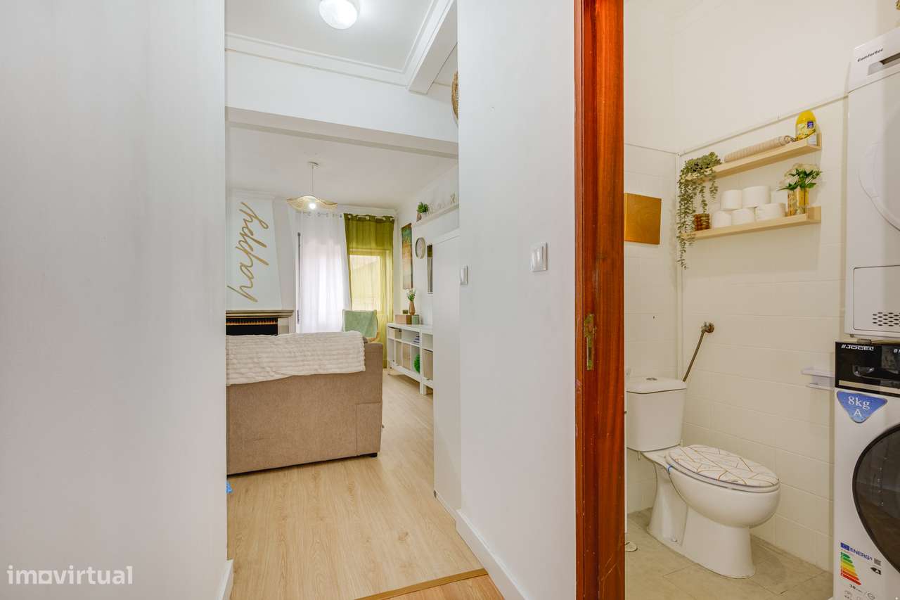 APARTAMENTO T3 | REMODELADO | TERRAÇO 100M2 | MEM MARTINS |  ELEVADOR-14