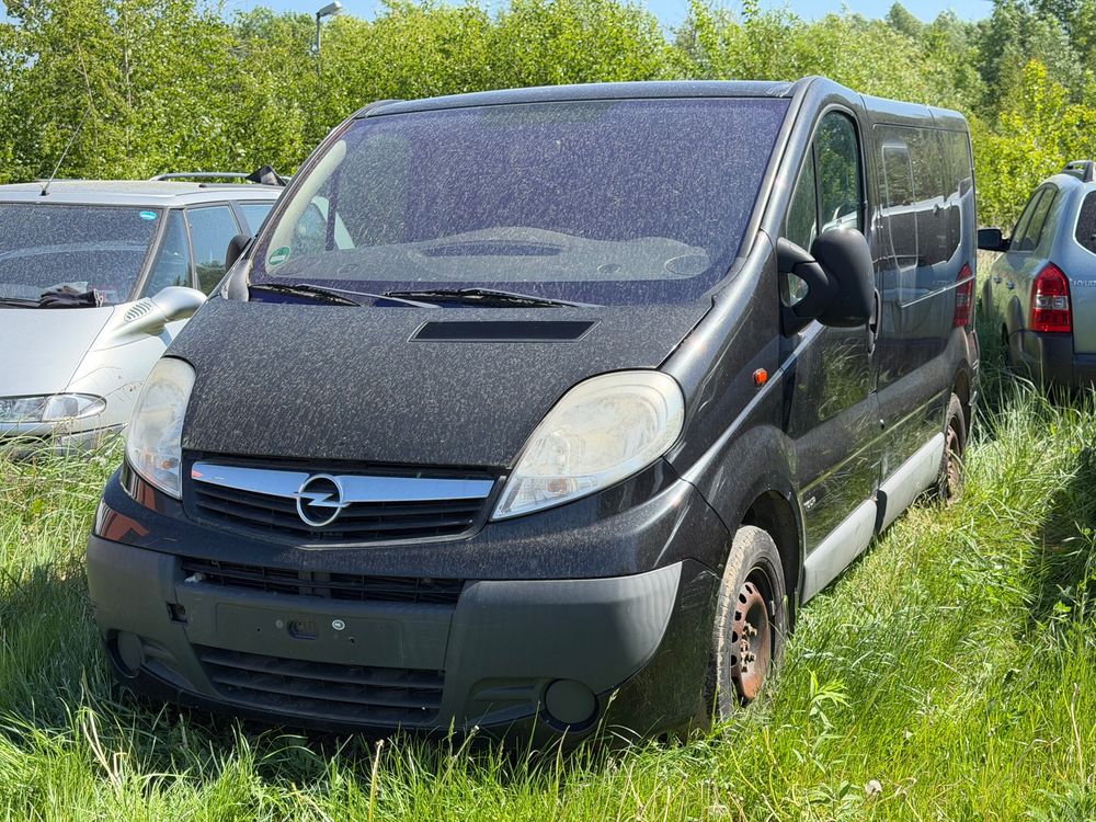 Opel Vivaro I L1H1 Tour Cosmo 2012