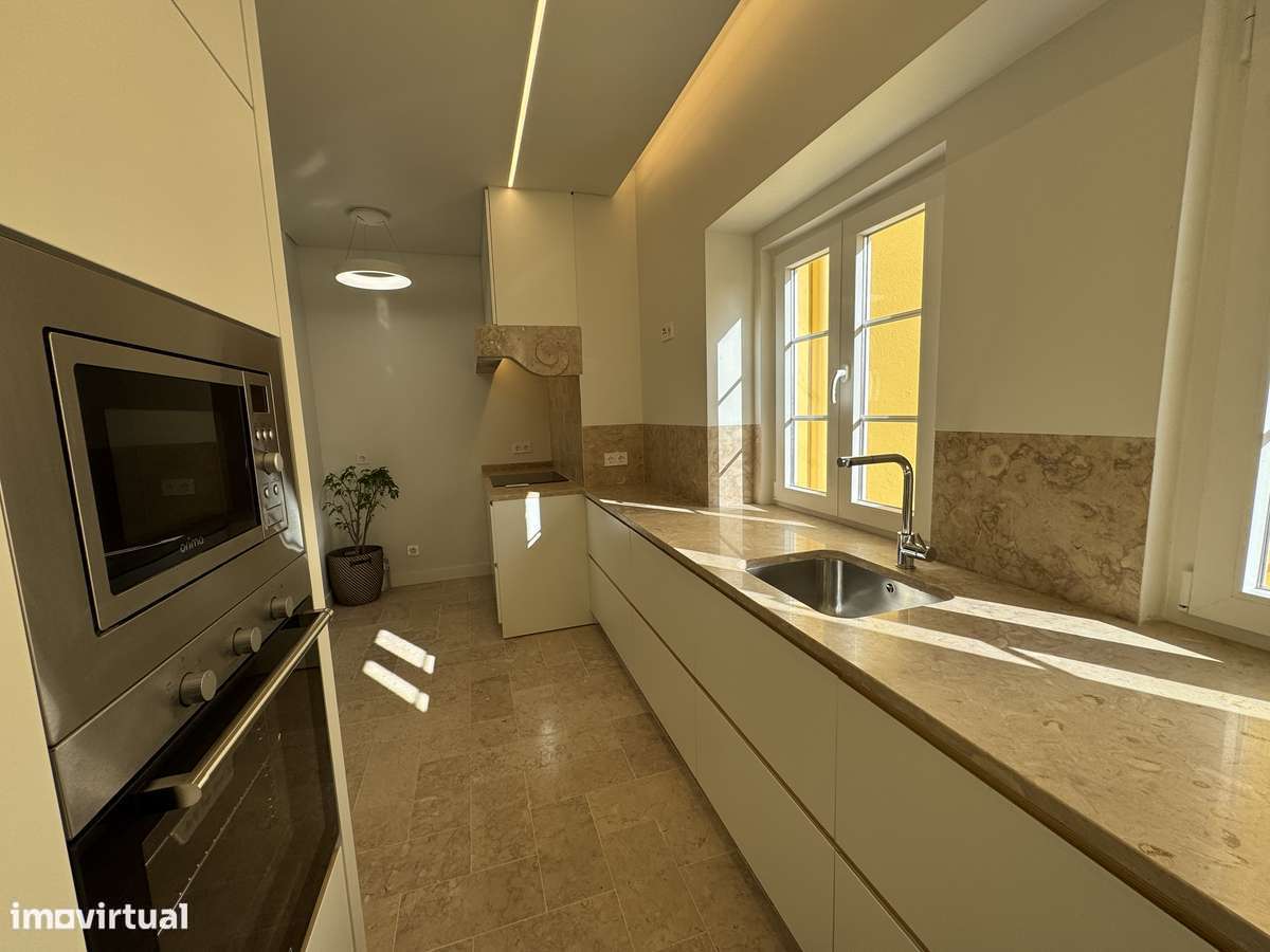 Apartamento T3 com terraço e jardim em Oeiras - Grande imagem: 4/37