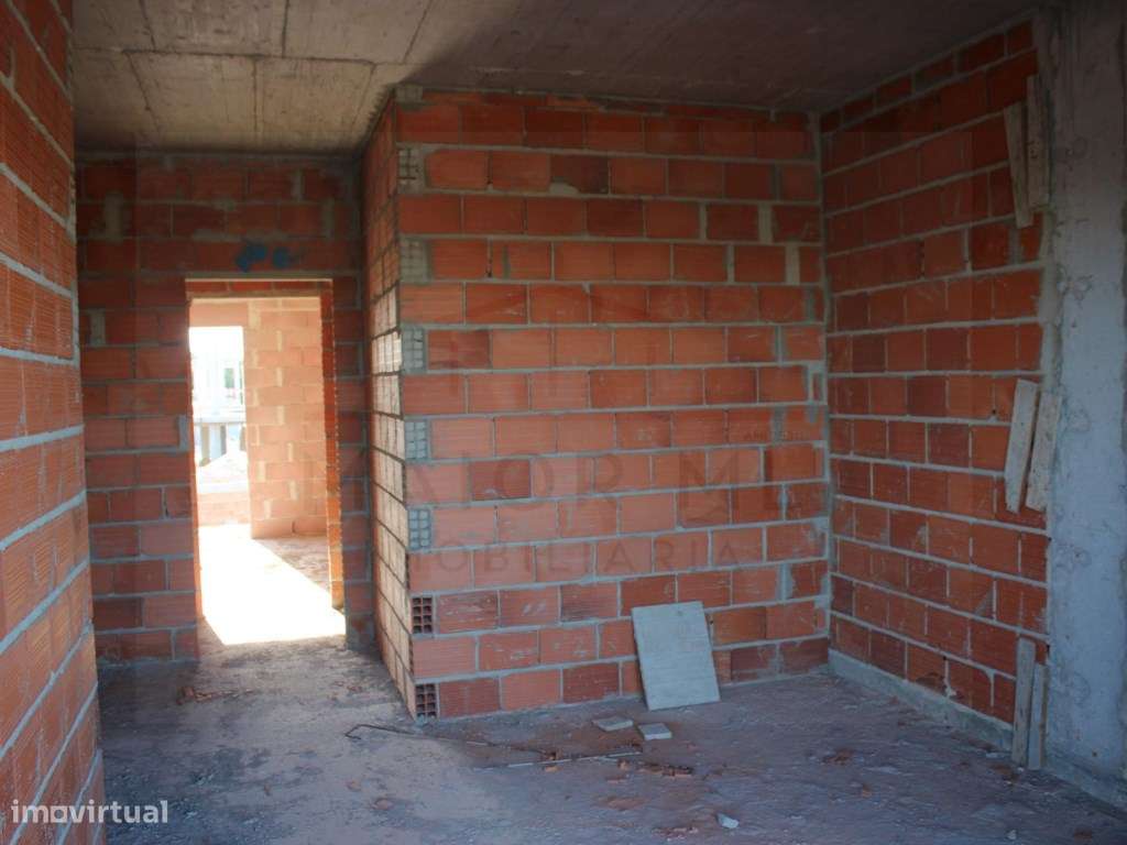 Moradias T3 em construção na urbanização Fonte Lagoa, Rio Maior-12