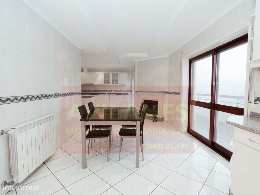 APARTAMENTO T3 RECUADO - LOBÃO-8