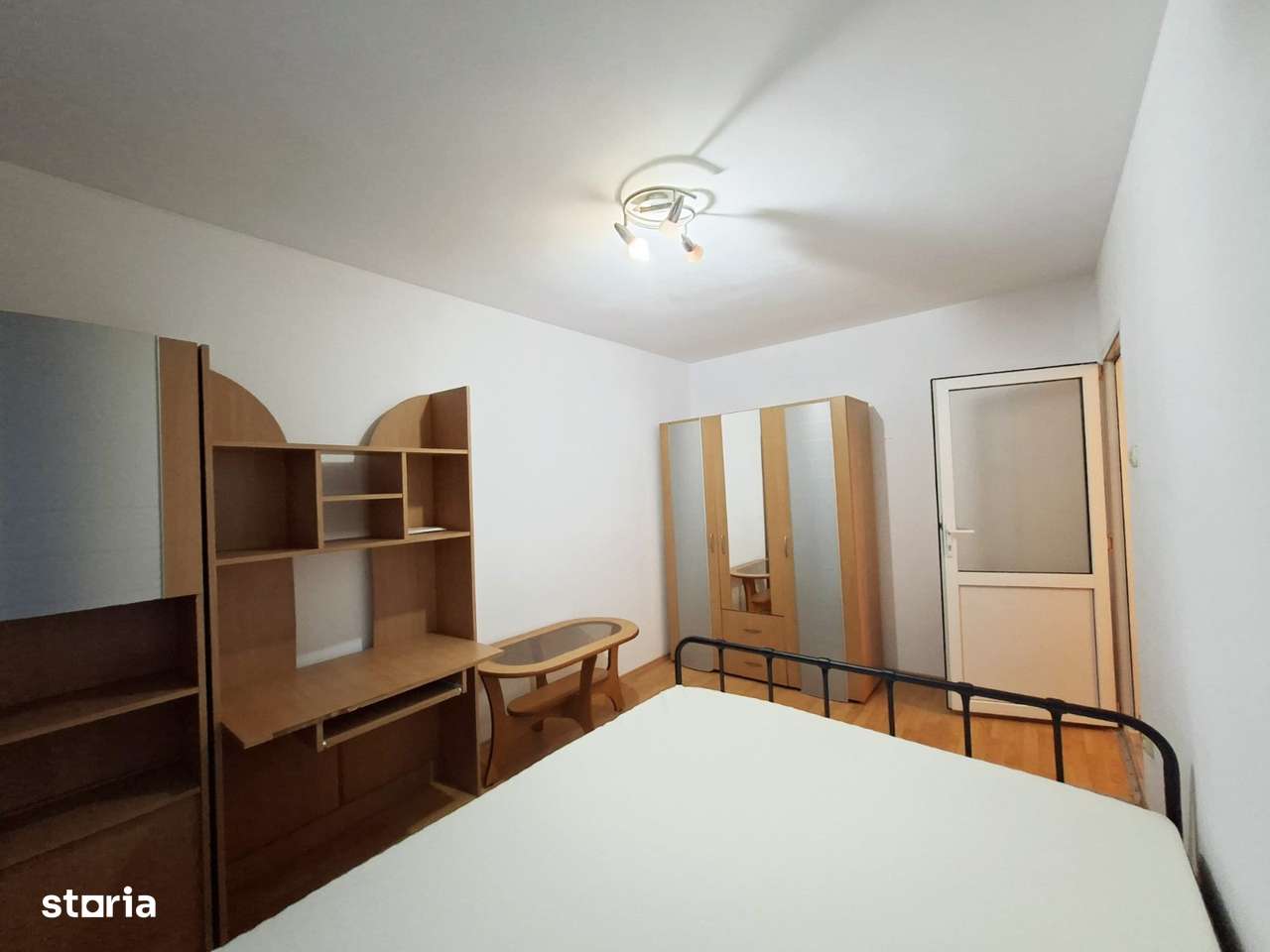 Urgent! vând 2 Camere  Decomandat zona Centrul Civic Lângă AFI MALL !-5