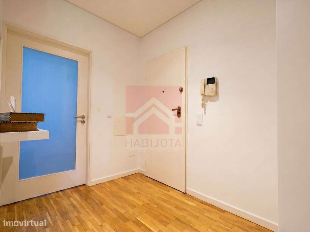 Apartamento T2 recuado em Fânzeres, Gondomar-9