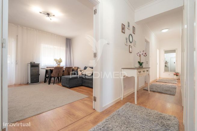 Apartamento T3 Remodelado Santa Apolónia Coimbra-1