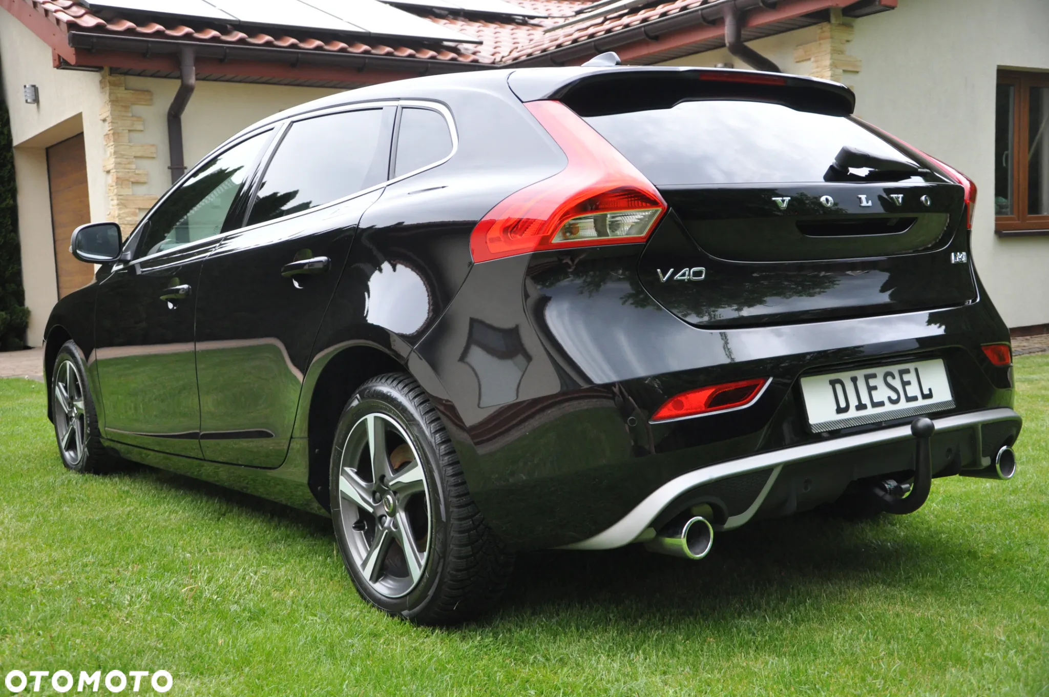 Volvo V40 D3 Drive-E R-Design Momentum - 2