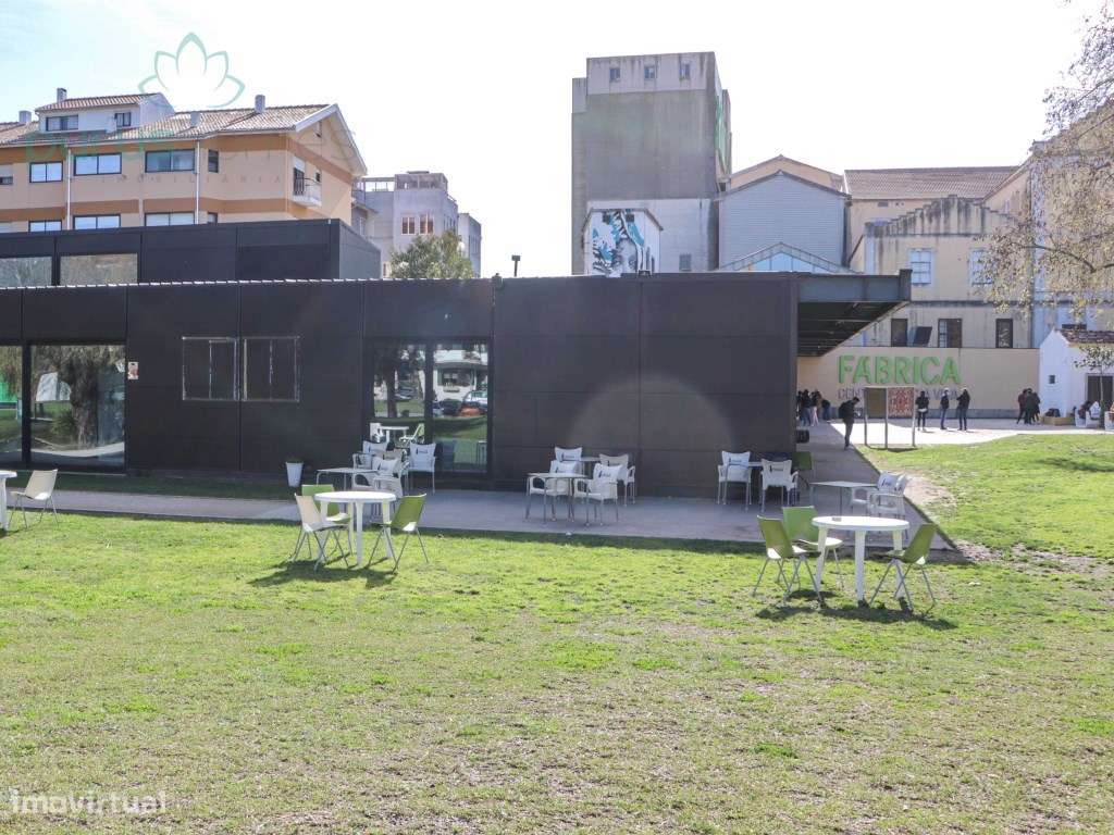 Loja no Centro de Aveiro , arrendada-8