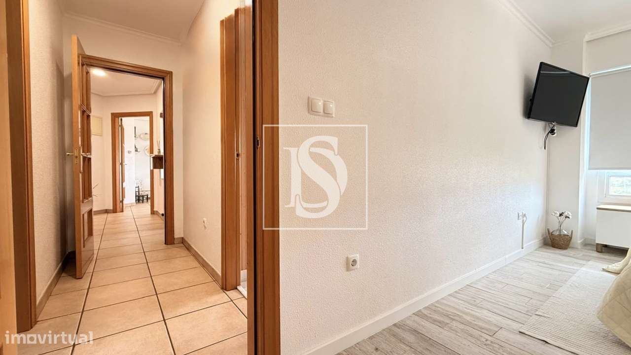 Apartamento T3 Renovado com Parqueamento em Alhos Vedros-25