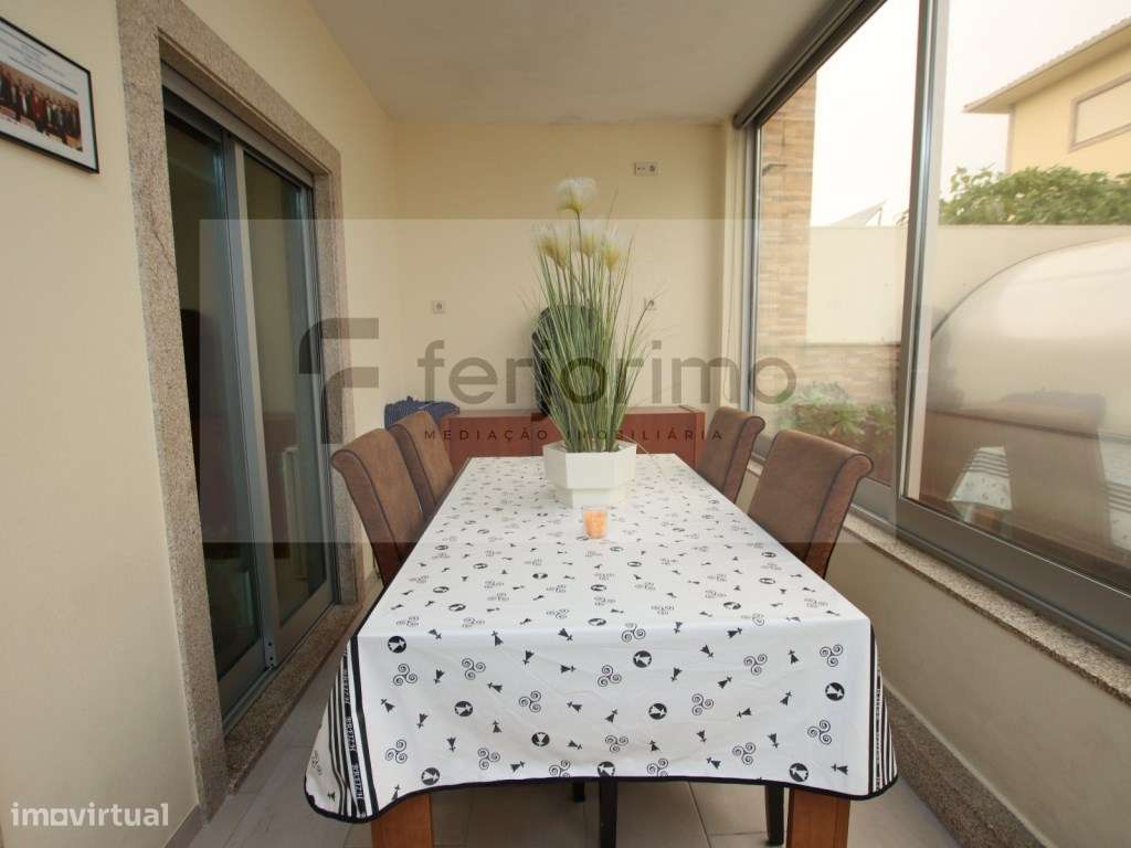 'NOVIDADE'
Excelente Moradia Geminada-22