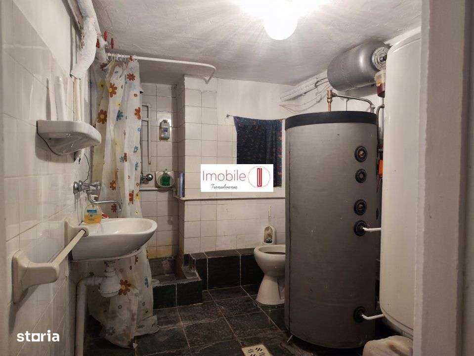 Casa versatila  in zona Penny-Strand Satu Mare-15