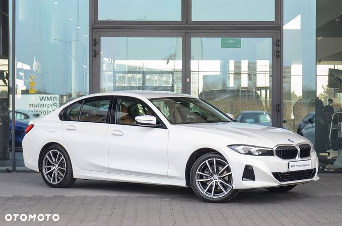 BMW Seria 3 320i xDrive - 6