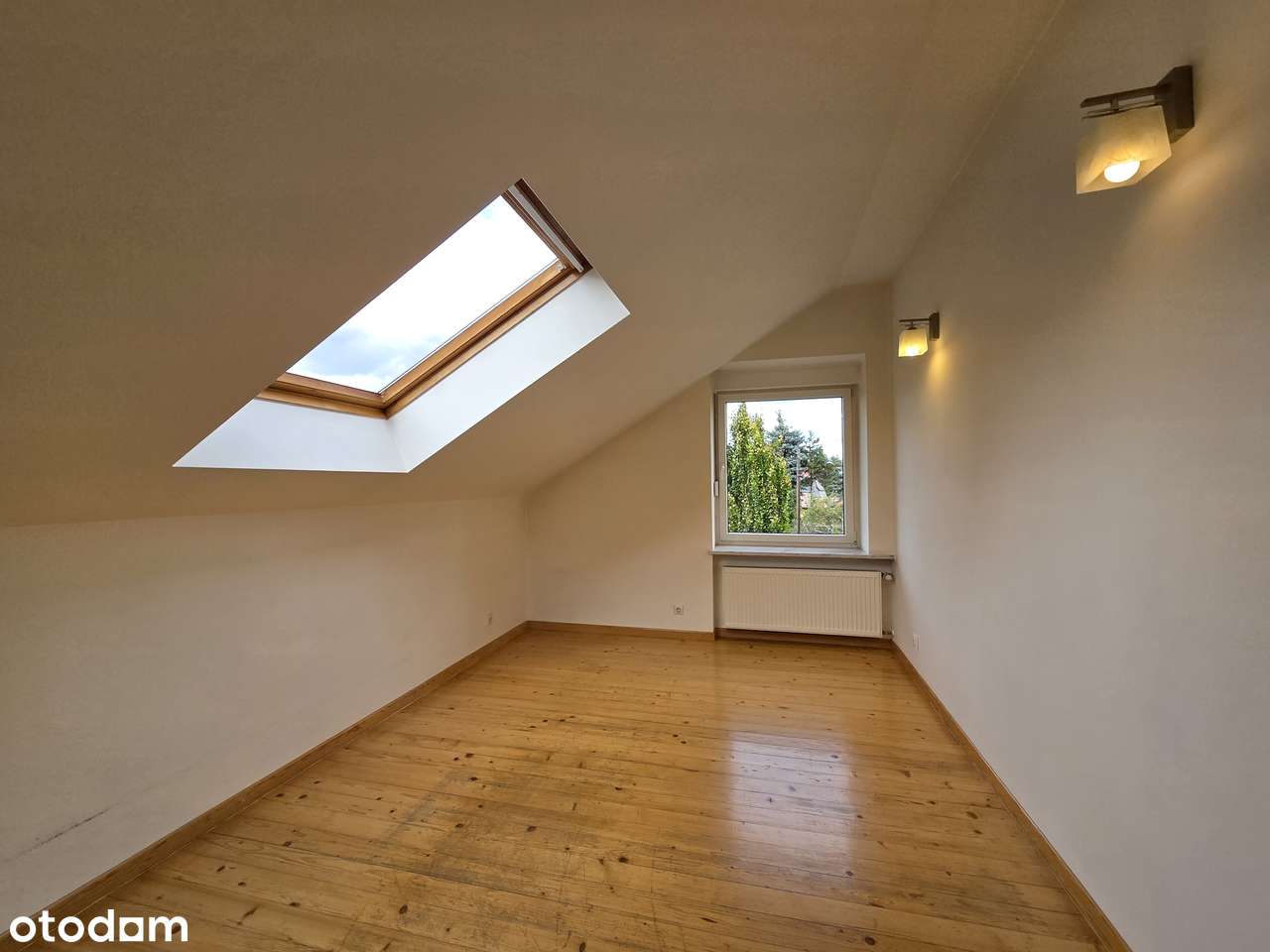 Dom z ogrodem, oranżerią + biuro / przestrzeń na biznes-9