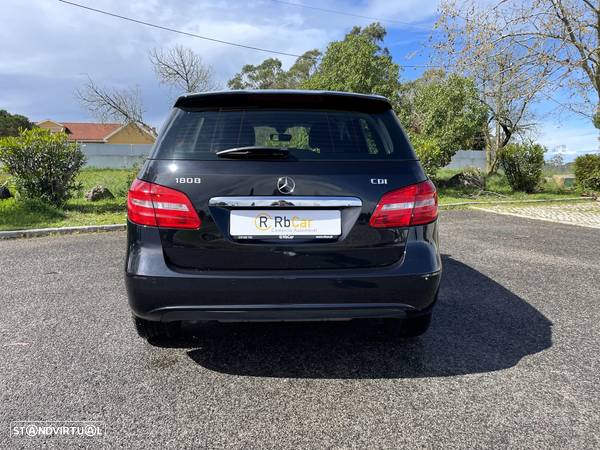 Mercedes-Benz B 180 CDi BlueEfficiency - 11