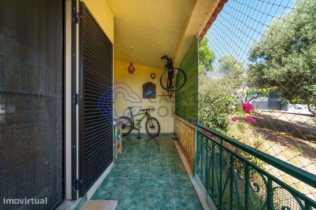 Magnífica Moradia T3 com Vista Mar e Localização Estratégica – Loulé-48