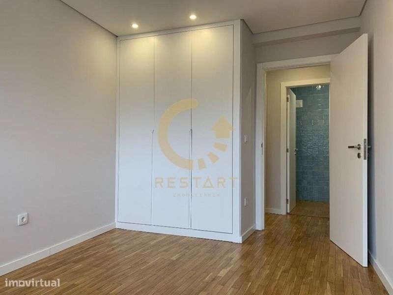 Fantástico t2+1 renovado em Matosinhos - Grande imagem: 5/12
