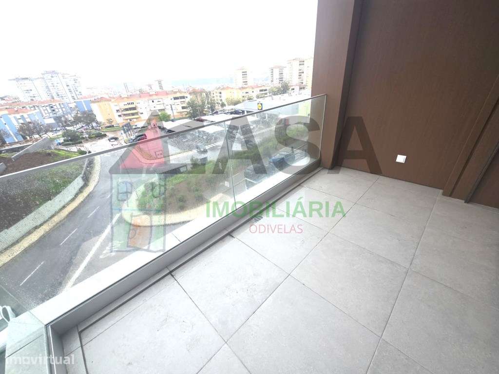 Empreendimento novo com piscina T2 e T3 disponíveis-27