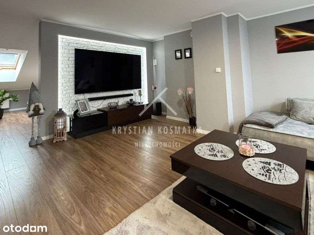 Nowoczesne dwupoziomowe mieszkanie na lewobrzeżu-11