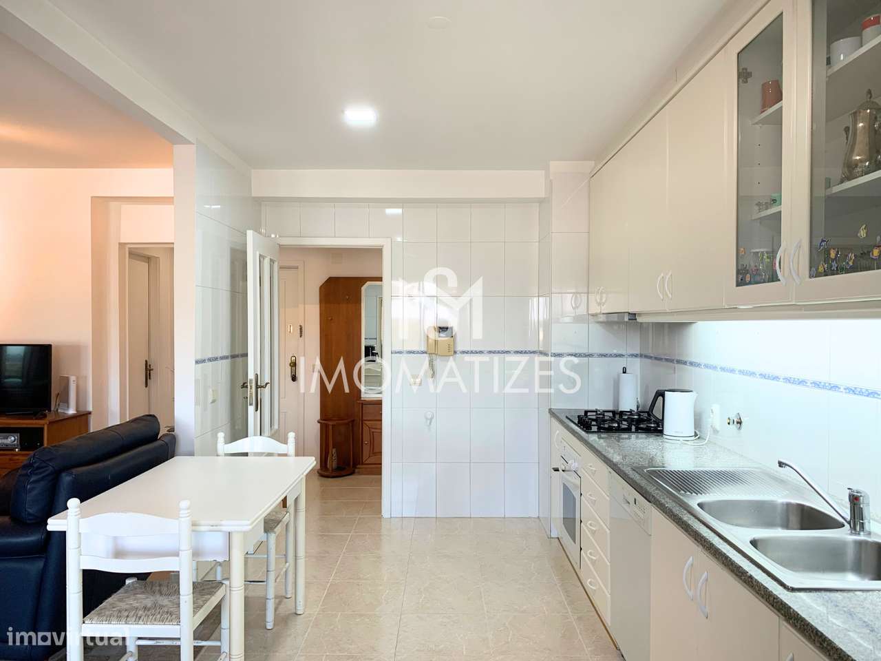 Apartamento T3 com Garagem – São Romão do Coronado - Grande imagem: 4/23