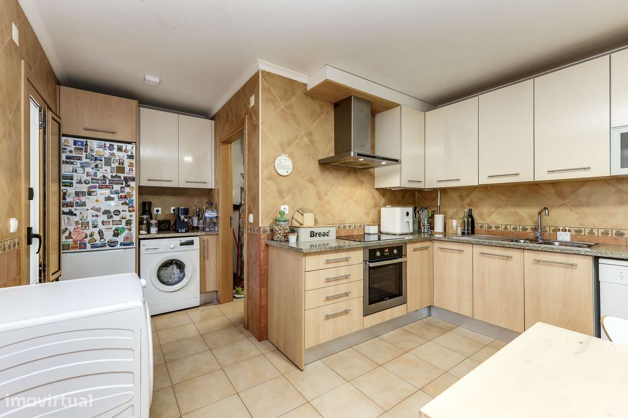 T3 em Alenquer com 2 lugares de Estacionamento-7