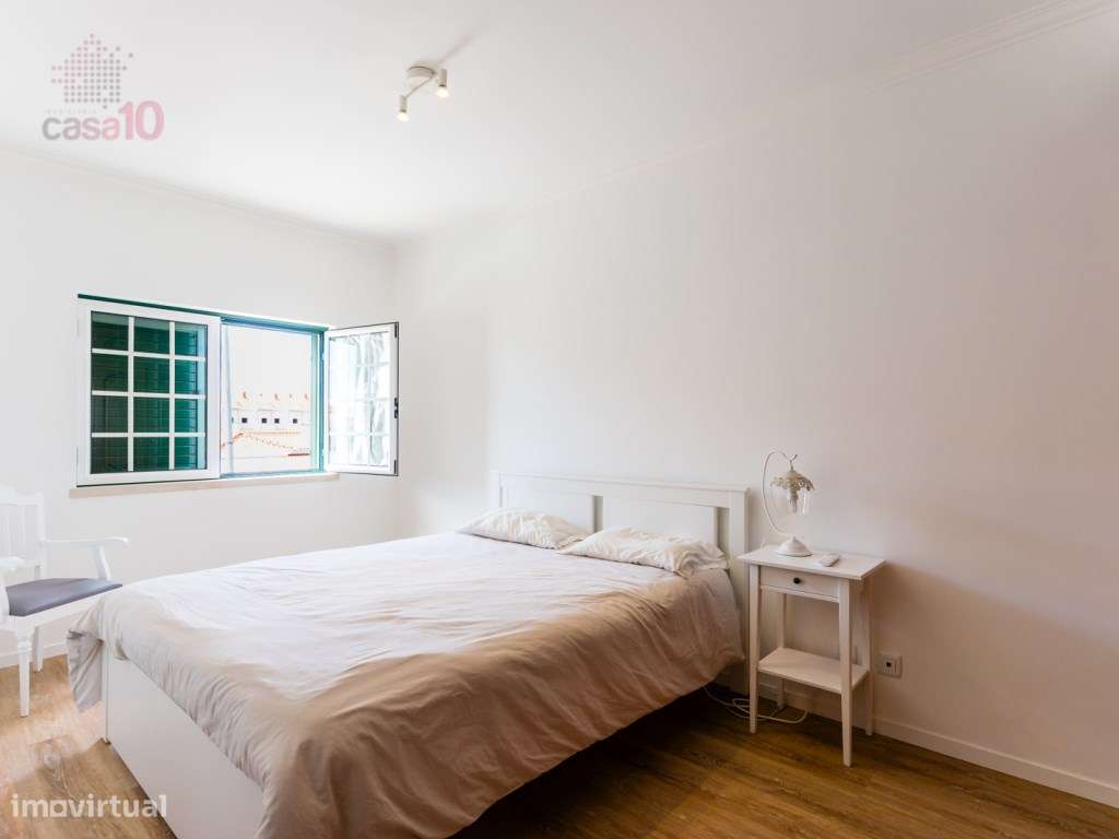 Moradia V5+1 renovada em zona de excelência em Alcochete-29