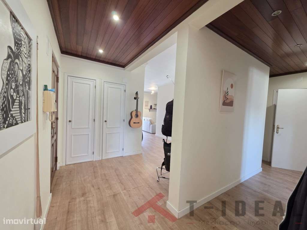 Apartamento T3 no Centro da Lourinhã-6