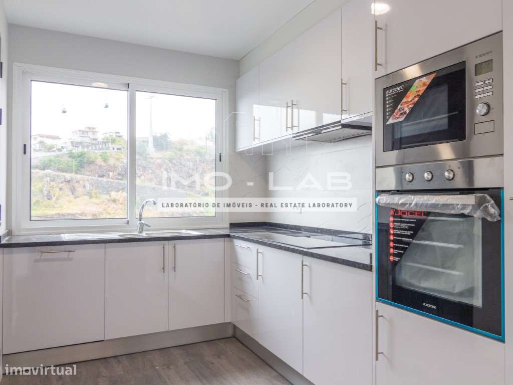 T2 + 2 - RENOVADA - FUNCHAL - ILHA DA MADEIRA-12